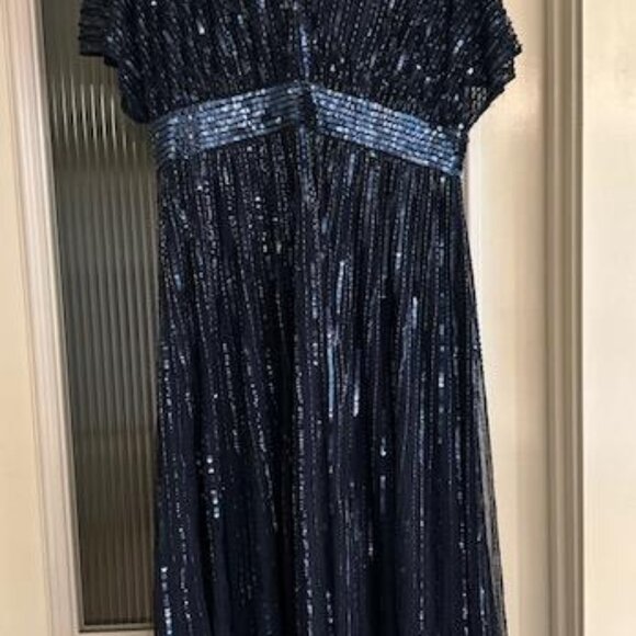 Mac Duggal Sequin Embellished Dress (Great for Wedding) - Picture 6 of 6